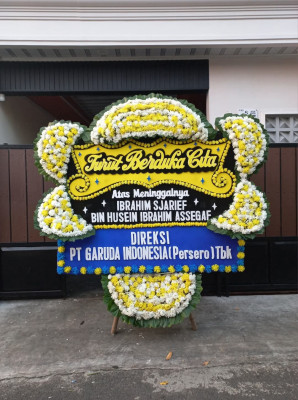 Papan Bunga Duka di Ampenan Tengah
